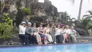 dịch vụ chăm sóc sức khỏe người già